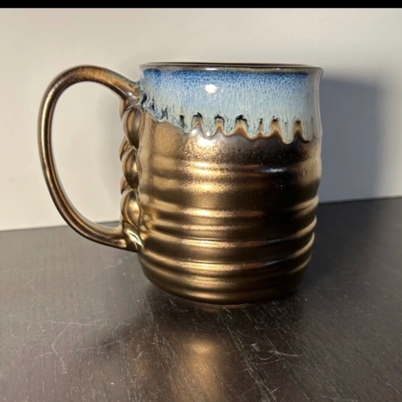 La Rochelle Artisan Crafted Stoneware Coffee Mug Blue & Metallic Gold/Bronze - Picture 7 of 10